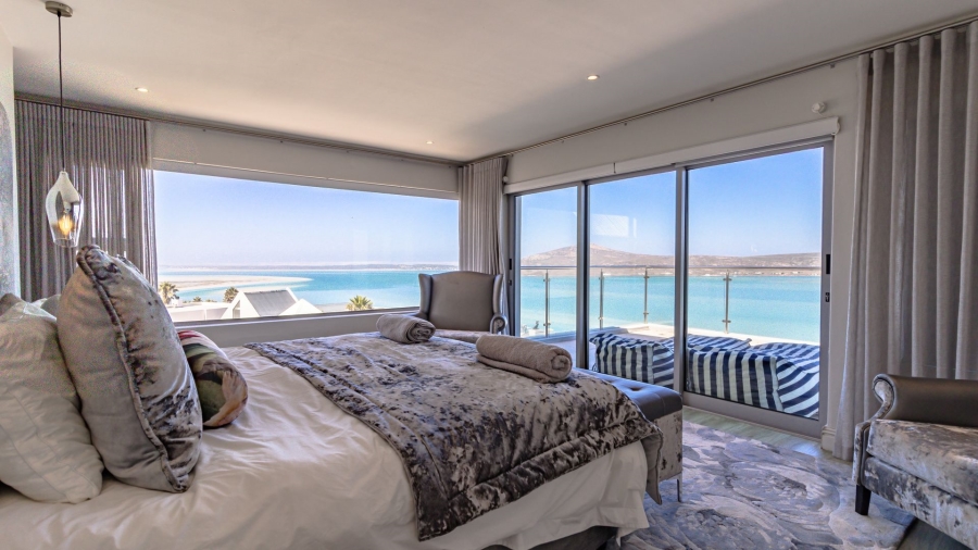 6 Bedroom Property for Sale in Myburgh Park Western Cape